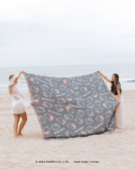 Hello Kitty® – Hello Kitty Bows – PARTY BLANKET™ - Image 2