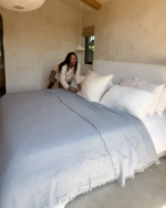 Lara Light Grey – PARTY BLANKET™ – Queen - Image 2