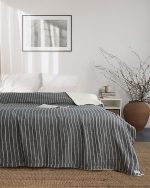 Dreamy Stripe Plush Blanket – Black