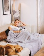 Lara Light Grey – PARTY BLANKET™ – Queen - Image 4